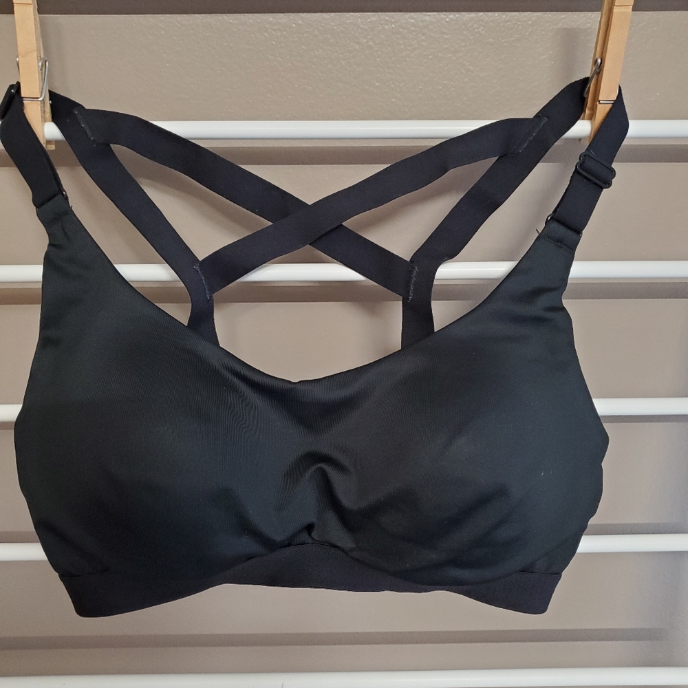 Reebok black sports bra